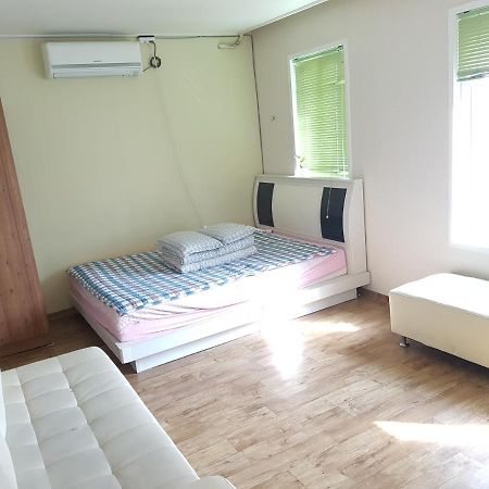Guesthouse 710 In Haeundae Busan Esterno foto