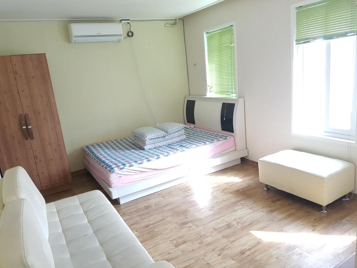 Guesthouse 710 In Haeundae Busan Esterno foto
